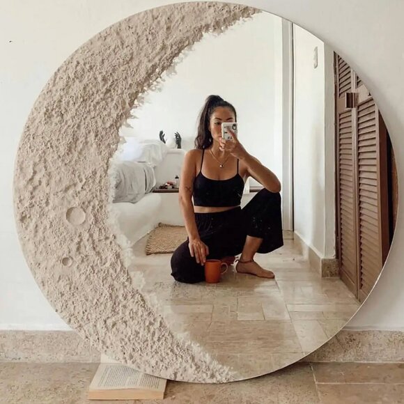 Meet your Posher, Lashaun - Picture 1 of 1